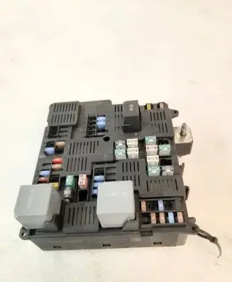 Volvo XC90 Fuse module 31473771
