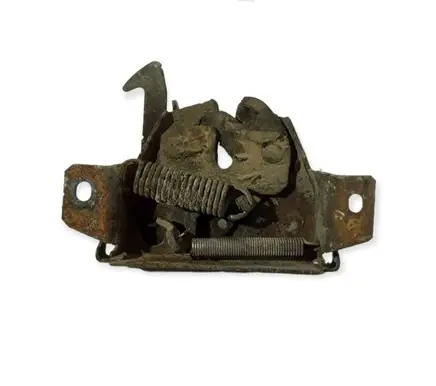 Mitsubishi Pajero Engine bonnet/hood lock/catch