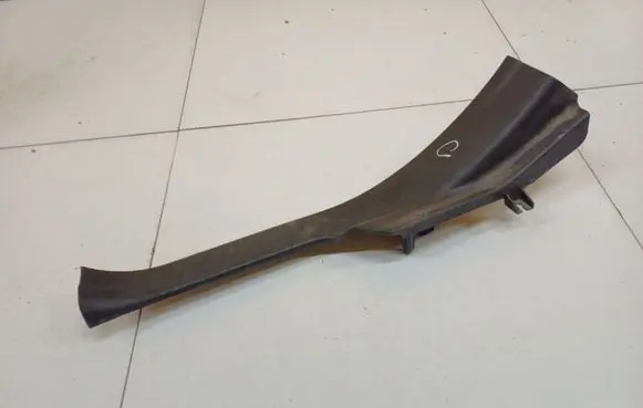 Nissan Terrano Rear sill trim cover 94061AJ000