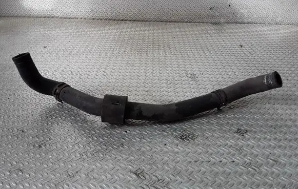 Volkswagen Golf Plus Engine coolant pipe/hose