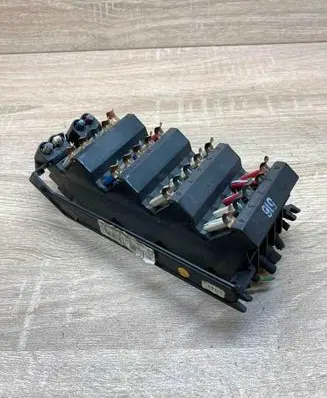 Mercedes-Benz E W124 Fuse module 1245407232 1245401250