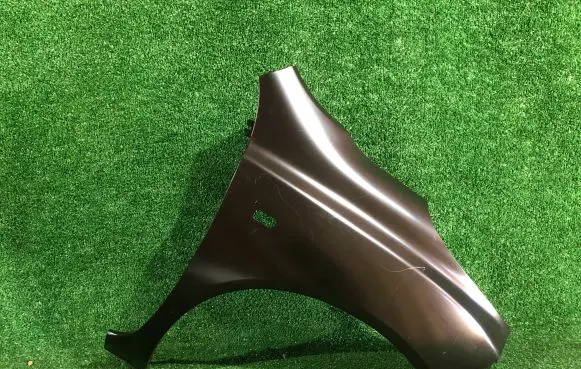 Nissan Micra Fender