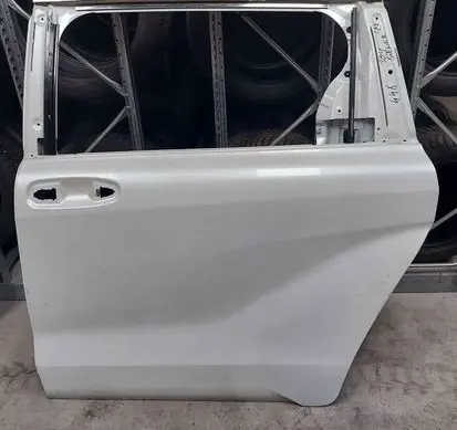 Toyota Sienna XL40 IV Rear door