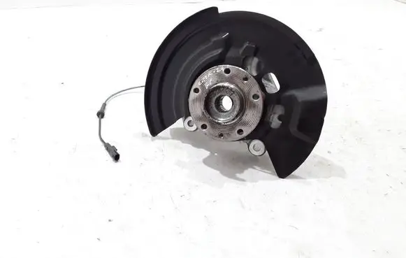 Nissan Qashqai J12 Front wheel hub 400156RA0A