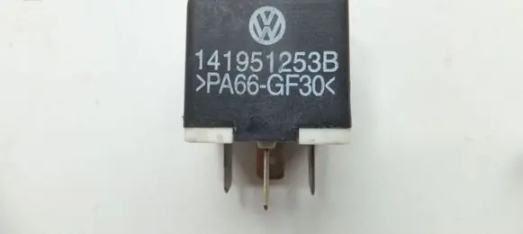 Volkswagen Touareg I Other relay 141951253