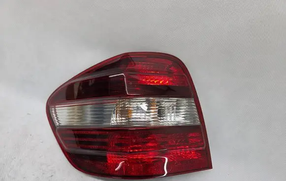 Mercedes-Benz ML W164 Rear/tail lights A1649061100 SPA1649061100