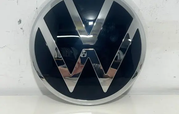 Volkswagen Crafter Manufacturer badge logo/emblem 7C0853601DPJ 7C0853601
