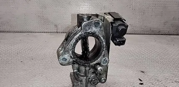 Opel Corsa D Throttle valve 55195014