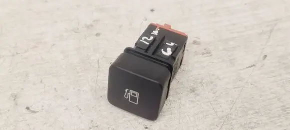 Citroen C4 II Fuel tank opening switch 96664235XT