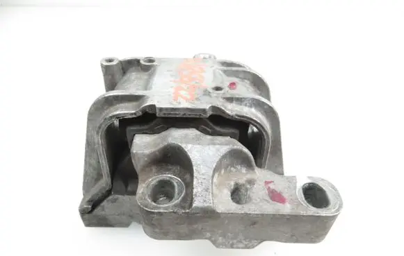 Volkswagen PASSAT B6 Engine mount vacuum valve 