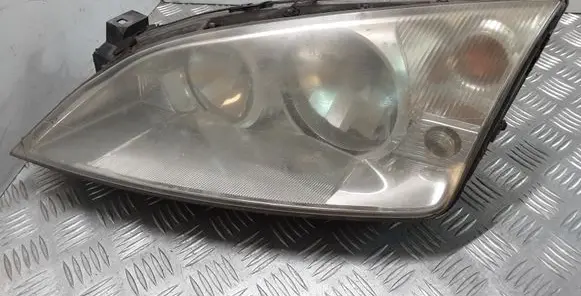 Ford Mondeo Mk III Headlight/headlamp 1S7113006AJ