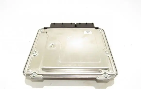 BMW 1 F20 F21 Engine control unit/module 0281018635