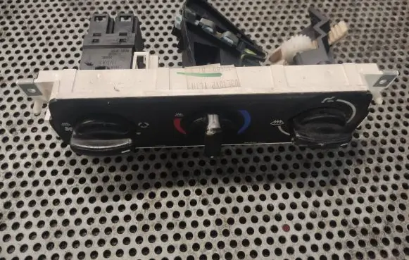 Ford Transit Climate control unit CC1H18D451A
