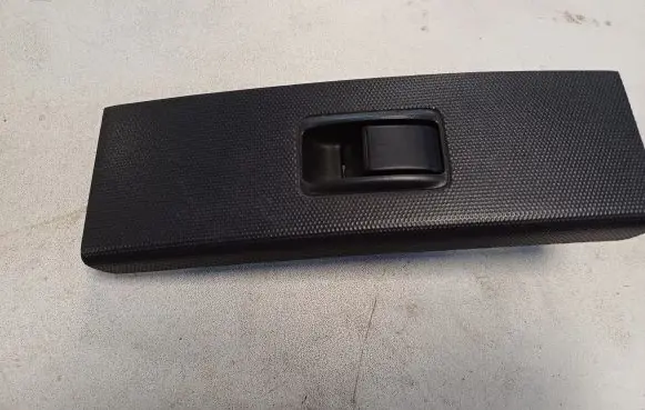 Toyota Corolla Verso AR10 Electric window control switch 742310F030