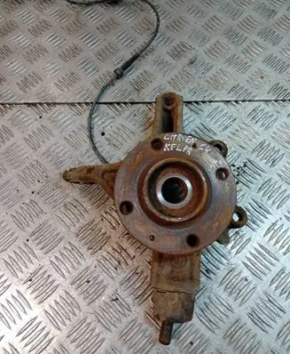 Citroen C4 I Picasso Front wheel bearing hub 