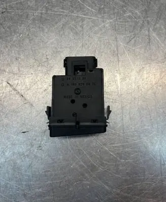 Mercedes-Benz ML W163 Headlight level height control switch A1638200010 04001300