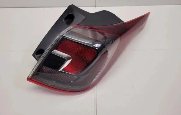 Opel Crossland X Rear/tail lights 39137520