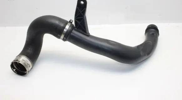 Jeep Cherokee Intercooler hose/pipe 68141374AD