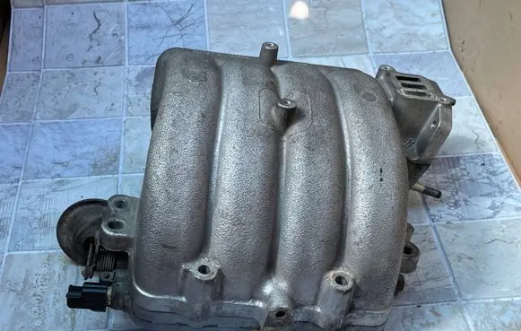 Honda Accord Intake manifold