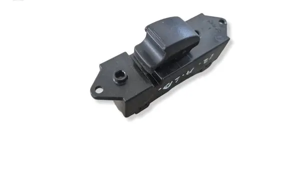 Mitsubishi L200 Electric window control switch MR587956