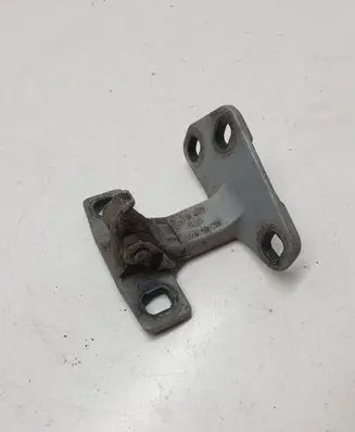 BMW X5 E53 Loading door lower hinge 799907