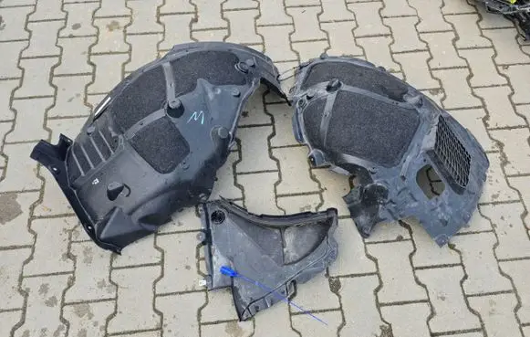 BMW 7 G70 Rear arch fender liner splash guards 9498271