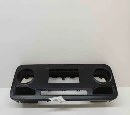 Radio/GPS head unit trim