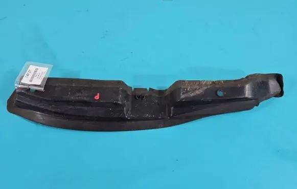 Volvo V90 Cross Country Center/middle under tray cover 31651287 IMPRK1401271