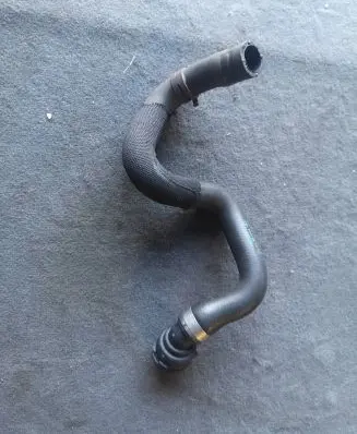 BMW 5 F10 F11 Engine coolant pipe/hose 15476810 9170347
