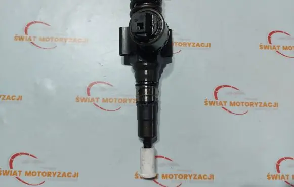 Audi A3 S3 8P Fuel injector 03G130073B