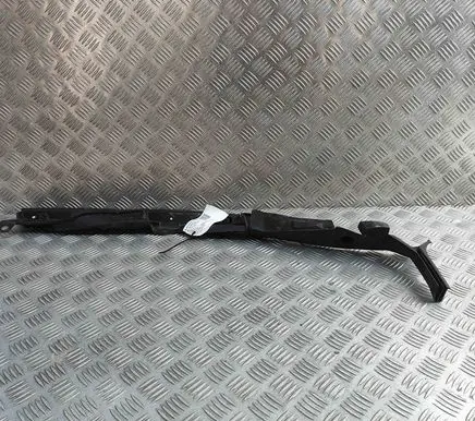 Nissan 370Z Fender end trim 658201EA1A