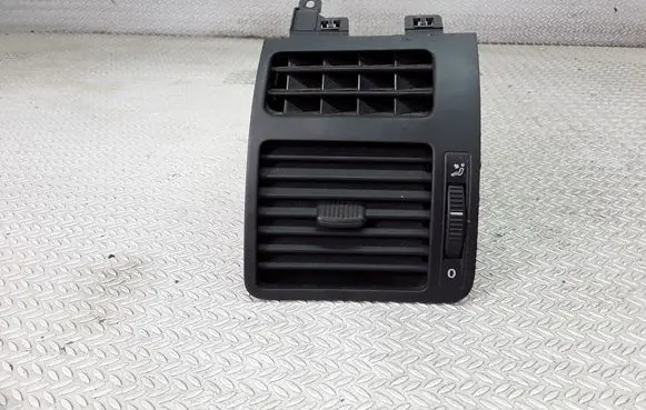 Volkswagen Touran I Dashboard side air vent grill/cover trim 1T0819703A
