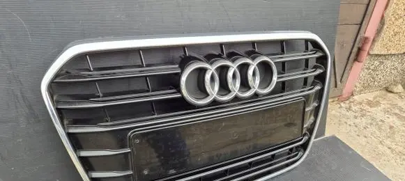 Audi A6 C7 Front grill