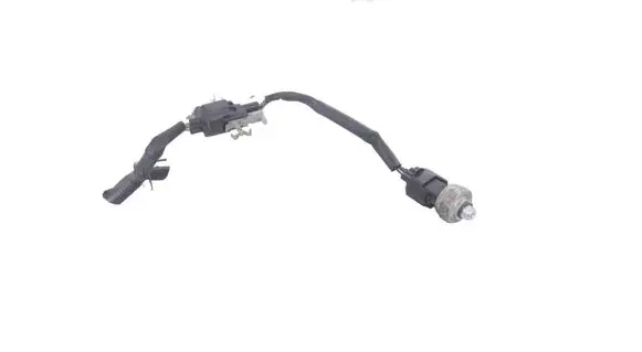 Infiniti FX Air conditioning (A/C) pressure sensor 42CP811