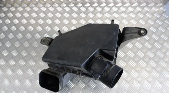 Lexus GS 300 350 430 450H Air filter box 1770031551