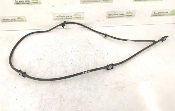 Mercedes-Benz C W205 Windshield washer spray nozzle 2058600292 A2058600292