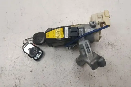 Toyota Yaris Ignition lock 45020521