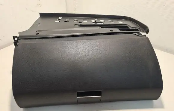 Mercedes-Benz A W169 Glove box