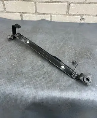 Volvo S90, V90 Fuel tank mounting bracket 31405486