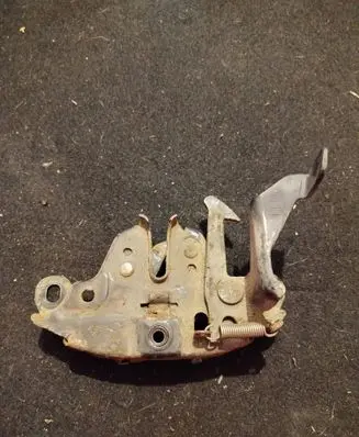 Nissan Note (E11) Engine bonnet/hood lock/catch