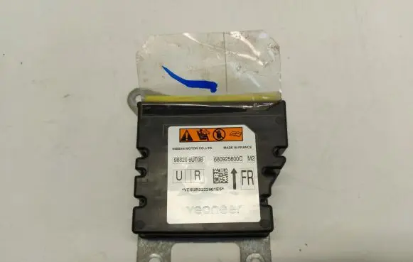 Nissan Qashqai J12 Airbag control unit/module 6809256000