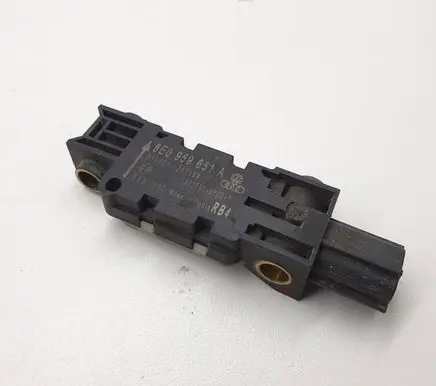 Audi A4 S4 B7 8E 8H Airbag deployment crash/impact sensor 8E0959651A 251104