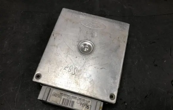 Ford Scorpio Engine control unit/module 88GB12A650BA