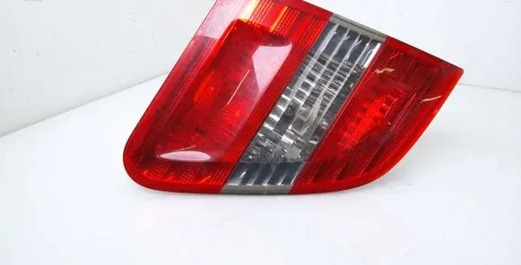 Mercedes-Benz B W245 Tailgate rear/tail lights A1698201564