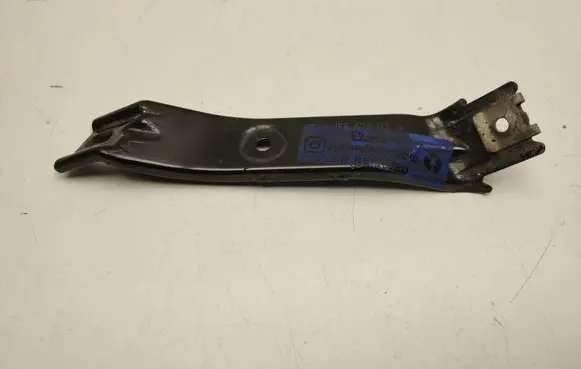 Mercedes-Benz A W176 Fender mounting bracket A1766280214