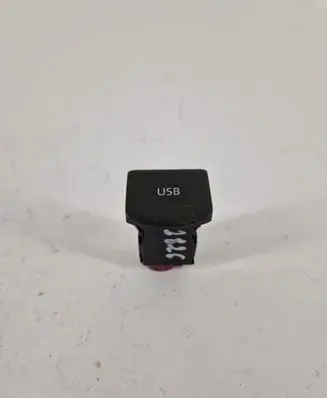 Volkswagen Polo V 6R AUX in-socket connector 6C0035726C