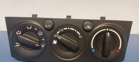 Toyota Avensis T250 Climate control unit 5590005120