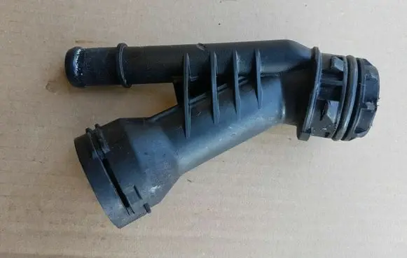 Audi A3 S3 8V Engine coolant pipe/hose 04L121026Q