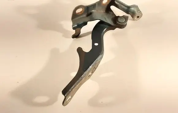 Toyota Prius (XW10) Engine bonnet/hood hinges
