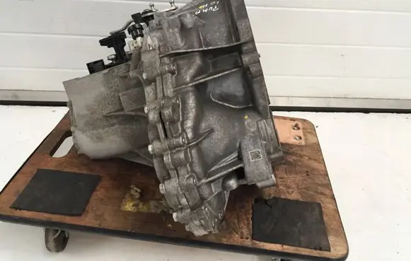 Ford Puma Manual 6 speed gearbox L1TR7002CFC JX6R7F096U1C